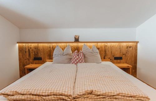 Bramberg am Wildkogel Apartment | Apartment Schoppengrub by Interhome