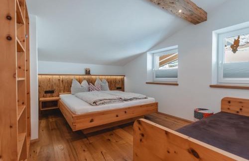 Bramberg am Wildkogel Apartment | Apartment Schoppengrub by Interhome