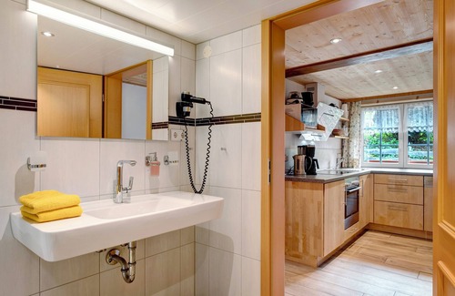 Titisee-Neustadt Apartment | Apartment 'Schwarzwaldstube' with Mountain View, Shared Terrace and Wi-Fi