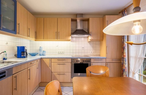 Oberwolfach Apartment | Apartment 'Schwarzwaldblick' with Mountain View, Shared Pool and Shared Garden