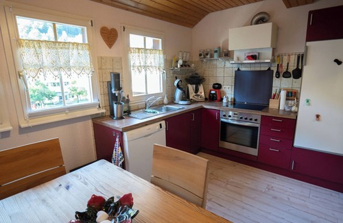 Geschwend Apartment | Apartment 'Schwarzwaldferienwohnung Oberle' with Mountain View, Balcony and Wi-Fi