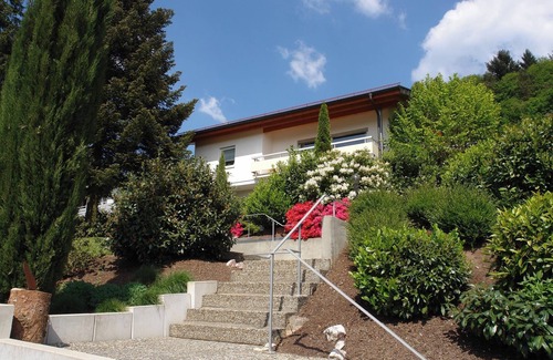 Seelbach Apartment | Apartment 'Schwarzwaldsuite - Apt 1' with Shared Terrace, Shared Garden and Wi-Fi