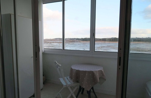 Tregastel Apartment | Apartment SEA VIEW 4 persons in the center of TREGASTEL