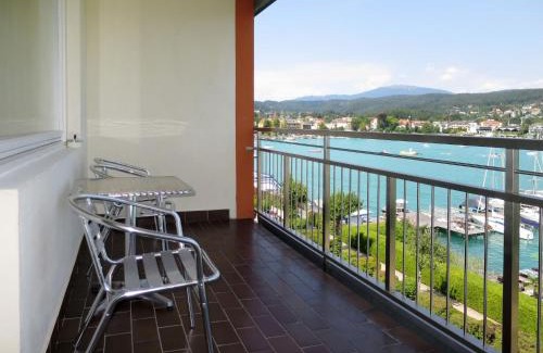 Augsdorf Apartment | Apartment Seecorso by Interhome