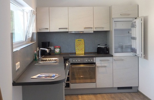 Ueberlingen Apartment | Apartment 'Seerevier' with Private Terrace and Wi-Fi