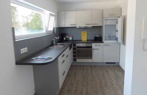 Ueberlingen Apartment | Apartment 'Seerevier' with Private Terrace and Wi-Fi
