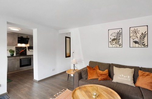 Kickenbach Apartment | Apartment 'Selbecke' with Shared Pool, Shared Garden and Wi-Fi
