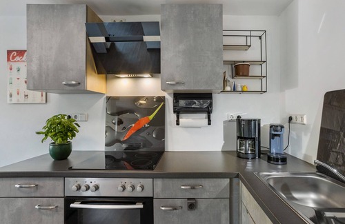 Kickenbach Apartment | Apartment 'Selbecke' with Shared Pool, Shared Garden and Wi-Fi