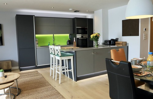 Shrewsbury Apartment | Apartment Seven