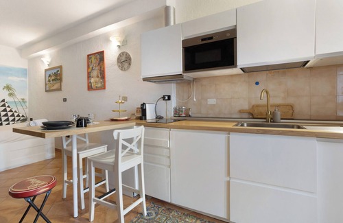 Corniglia Apartment | Apartment 'Silvia Nelle 5 Terre' with Private Terrace, Wi-Fi and Air Conditioning