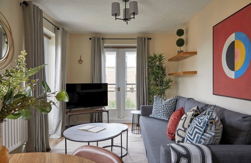Docklands Apartment | Apartment - Sleeps 6 - Riverside - City Centre