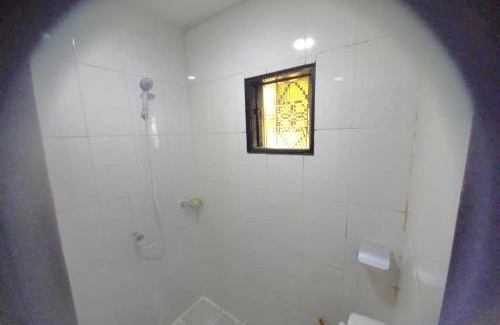 Yopougon Apartment | Apartment-Sleeps2-Parking-PetFriendly