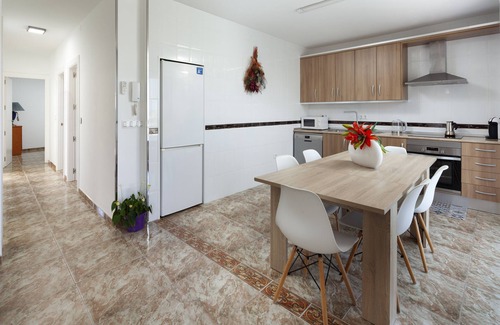 Algarrobo Apartment | Apartment 'Sol Mediterráneo' with Shared Terrace, Wi-Fi and Air Conditioning