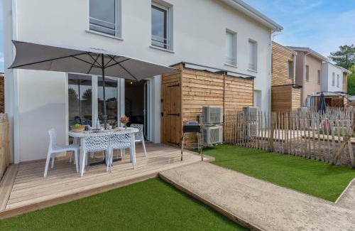 Mimizan-Plage Apartment | Apartment Soleil Couchant B03 by Interhome