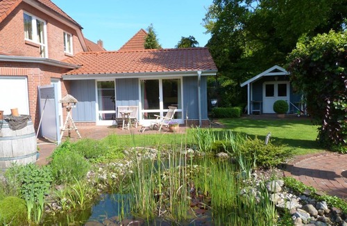 Wiefelstede Apartment | Apartment Sommerhus - apartment /apartment, shower or bath, toilet