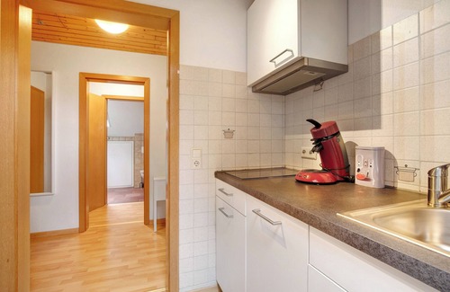 Bad Urach Apartment | Apartment 'Sonnenschein' with Shared Garden, Balcony and Wi-Fi
