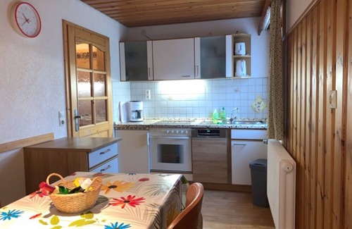 Furtwangen Apartment | Apartment 'Sonnenwinkel' with Mountain View, Shared Garden and Wi-Fi