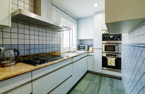 L'Antiga Esquerra de l'Eixample Apartment | Apartment "Spectacular Five Senses" with Balcony & Wi-Fi