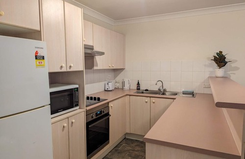 Phillip Apartment | Apartment Stay @Phillip 1bd 1bth 1car