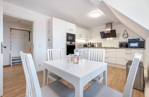 Amt Neuhaus Apartment | Apartment 'Stella Maris' with Private Terrace, Shared Garden and Wi-Fi