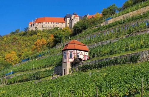 Naumburg Apartment | Apartment 'Studio 33 Qm' with Shared Terrace, Wi-Fi and Air Conditioning