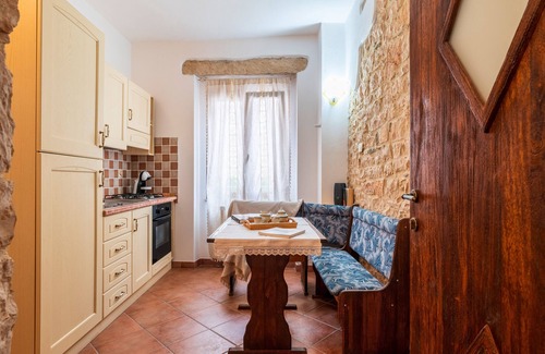 Baunei Apartment | Apartment 'Su Cilleri E Silbiu 1' with Wi-Fi and Air Conditioning