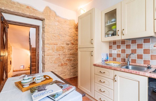 Baunei Apartment | Apartment 'Su Cilleri E Silbiu 1' with Wi-Fi and Air Conditioning