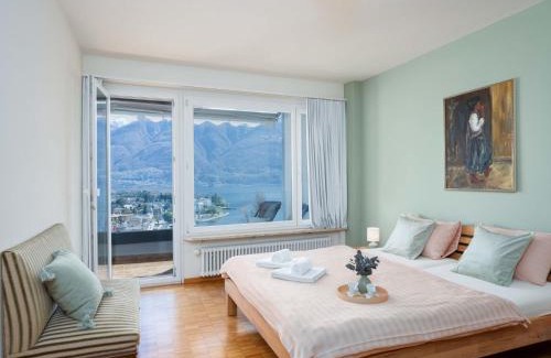 Ascona Apartment | Apartment Suite Classic-14 by Interhome