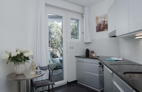 Ascona Apartment | Apartment Suite Classic-16 by Interhome
