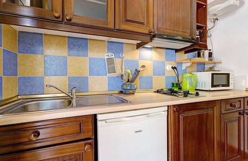 Silves Apartment | Apartment "Sunny Algarve Family Friendly" with Shared Pool & Wi-Fi