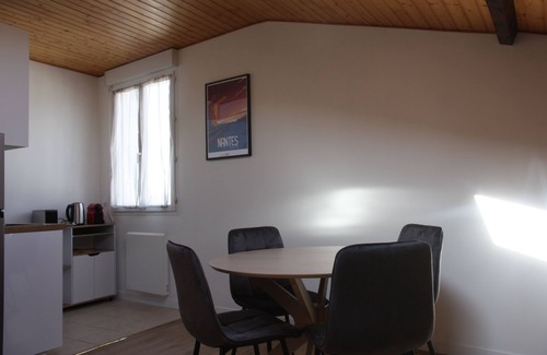 Pont Rousseau Apartment | Apartment T3 (52 m²) close to Nantes