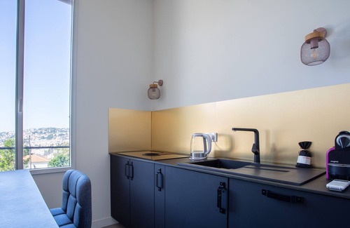 Saint Maurice Apartment | Apartment T3 air-conditioned in house neighborhood Cimiez