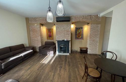 Avlabari Apartment | Apartment Tamarioni