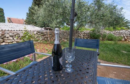 Veli Losinj Apartment | Apartment Tena