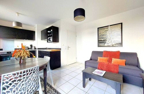 Montevrain Apartment | Apartment/Terrace Amazing Views of Disneyland Park! (DISNEY 2)