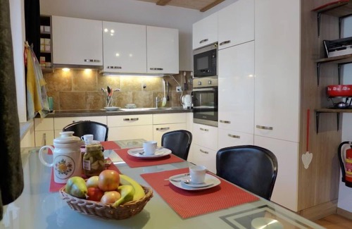 Boenigen Apartment | Apartment Tilia by Interhome