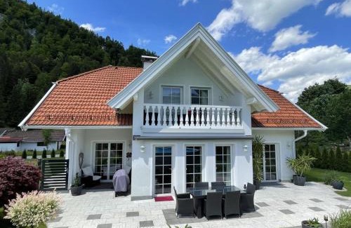 Koessen Apartment | Apartment Tinney