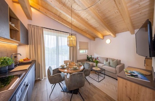 Bruck an der Grossglocknerstrasse Apartment | Apartment Top 6 by Interhome