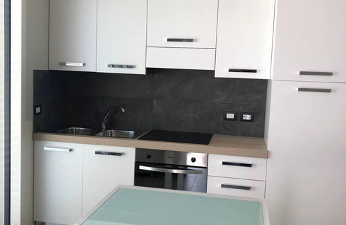Santa Caterina Apartment | Apartment 'Tramontana' with Private Terrace, Wi-Fi and Air Conditioning