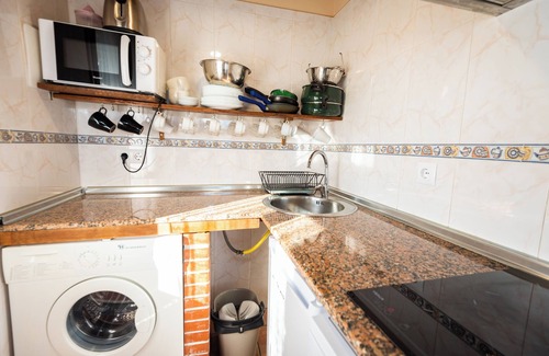Cangas de Onis House | Apartment 'Trasgu' with Mountain View, Private Terrace and Wi-Fi