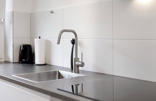 Weissensberg Apartment | Apartment 'ts' with Balcony and Wi-Fi