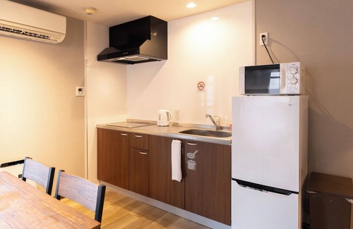 Naniwa Apartment | Apartment Type C double bed x 1 single bed x 2 - 10C/Osaka Ōsaka
