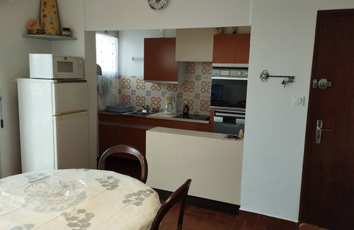 Port-la-Nouvelle Apartment | Apartment type 2 PORT LA NOUVELLE 300 m from the beach.