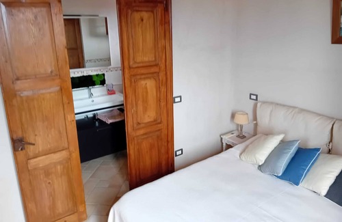 Oristano Apartment | Apartment 'Unit 1 Casolare Vista Piscina' with Shared Pool, Wi-Fi and Air Conditioning