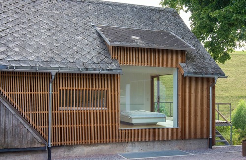 Unterkirnach Apartment | Apartment 'Under the Linden' with Shared Terrace, Communal Garden and Wi-Fi