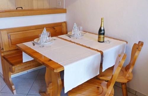 Bivio Apartment | Apartment Utoring Plaz 030 by Interhome
