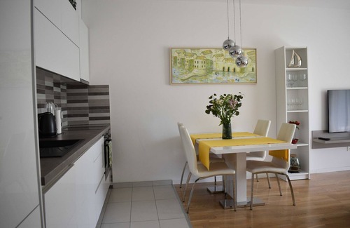 Komolac Apartment | Apartment Vapor - Two Bedroom Apartment with Balcony