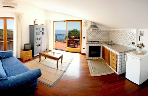 Nerano Apartment | Apartment Venere With Sea View