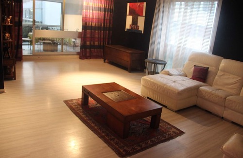 Le Chesnay Apartment | apartment versailles