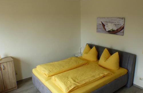 Pirna Apartment | Apartment view of fortress in Pirna